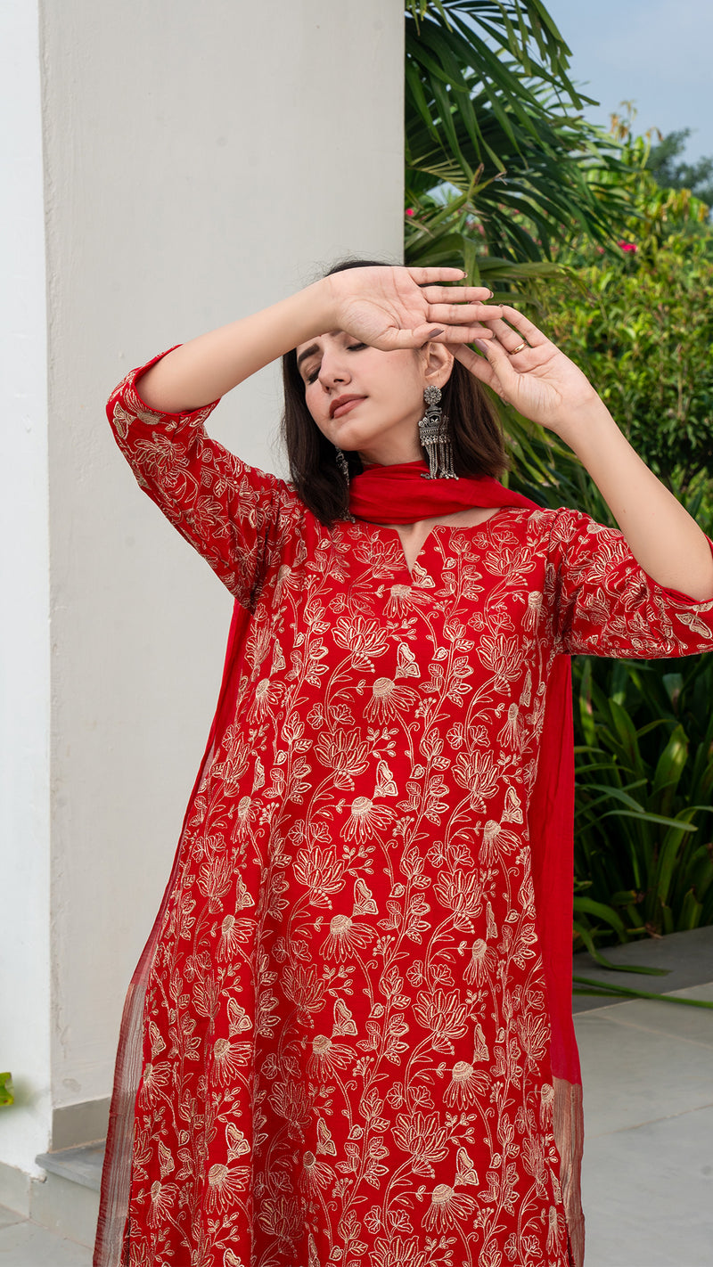 Peony Emboridered Chanderi Kurta Set - Red