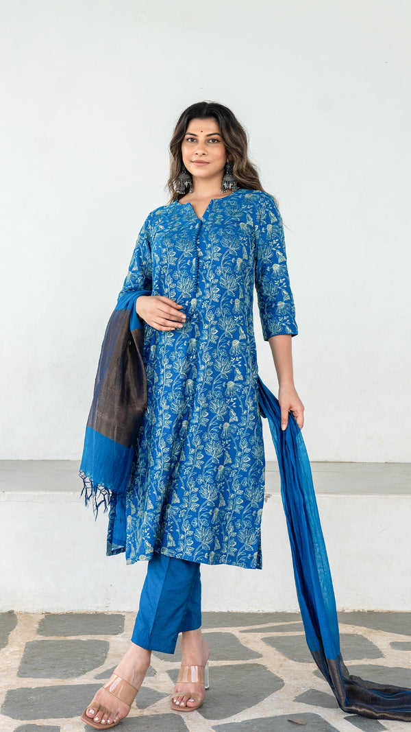 Vyoma Emboridered Chanderi Kurta Set - Blue