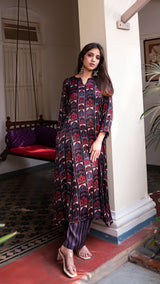 Aashi Printed Kali Silk Kurta - Black